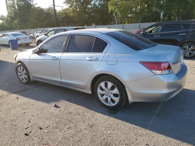 1HGCP26359A183152 - 2009 HONDA ACCORD LX SILVER photo 2