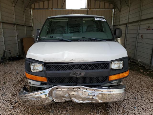 1GCFG15X691153412 - 2009 CHEVROLET EXPRESS G1 WHITE photo 5