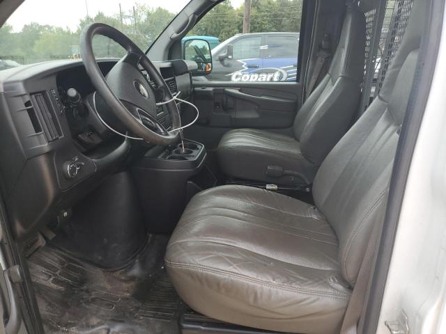 1GCFG15X691153412 - 2009 CHEVROLET EXPRESS G1 WHITE photo 7