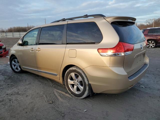 5TDKK3DC4CS243840 - 2012 TOYOTA SIENNA LE GOLD photo 2