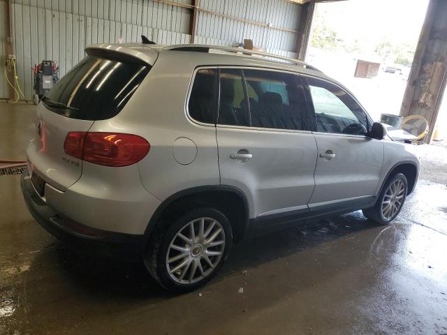 WVGAV3AX6EW502272 - 2014 VOLKSWAGEN TIGUAN S 银色 照片 3