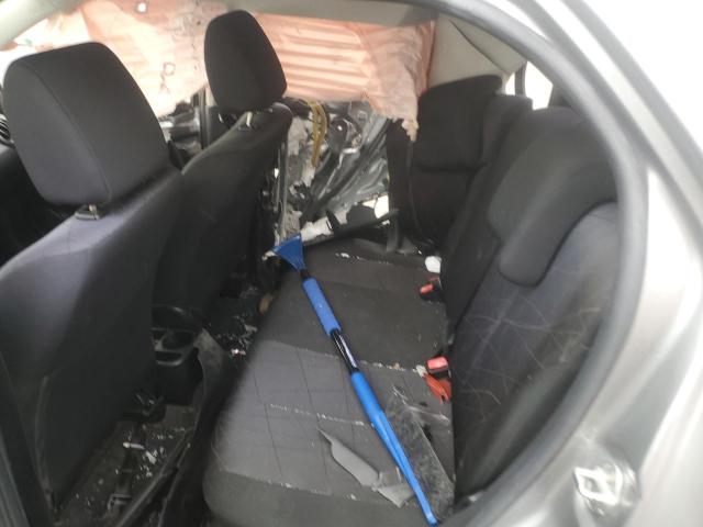 JM1DE1KZ1C0151986 - 2012 MAZDA MAZDA2 SILVER photo 11