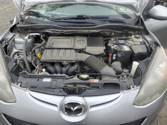 JM1DE1KZ1C0151986 - 2012 MAZDA MAZDA2 SILVER photo 12