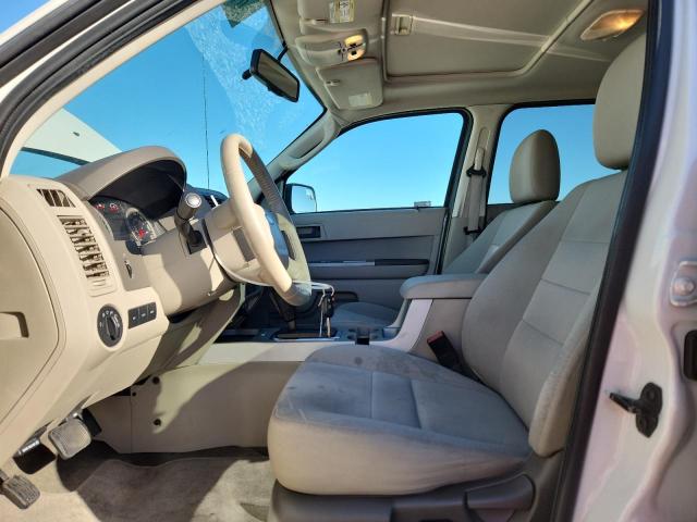 1FMCU9DG5AKC72204 - 2010 FORD ESCAPE XLT WHITE photo 7