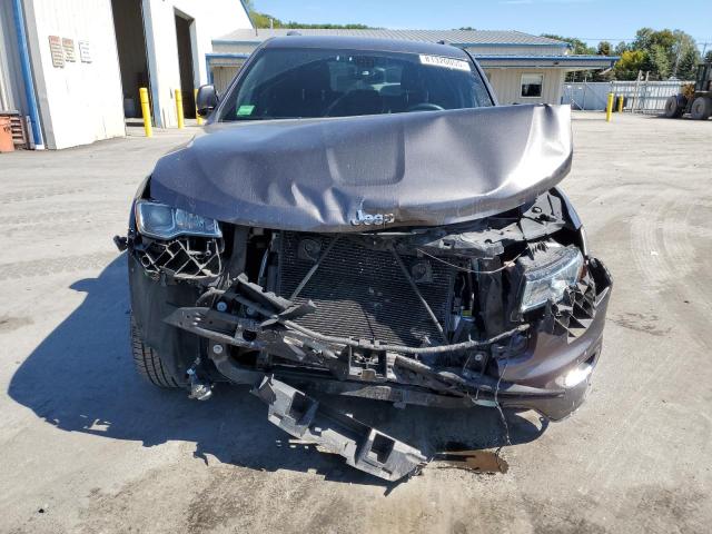 1C4RJFAG1HC947819 - 2017 JEEP GRAND CHEROKEE LAREDO CHARCOAL photo 5