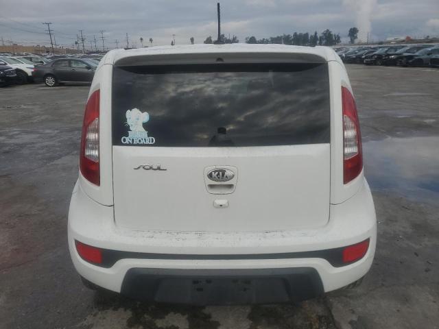 KNDJT2A65D7517642 - 2013 KIA SOUL + WHITE photo 6