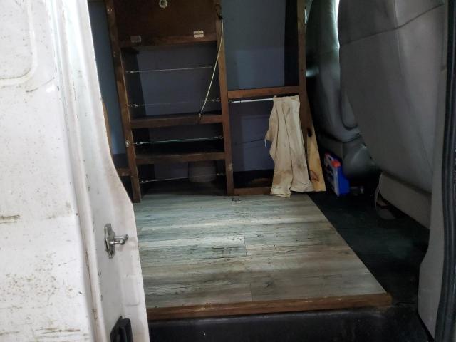 1GCFG15X181175428 - 2008 CHEVROLET EXPRESS G1 WHITE photo 11