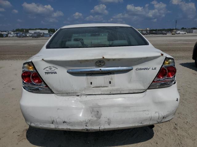 4T1BE30K05U608383 - 2005 TOYOTA CAMRY LE WHITE photo 6