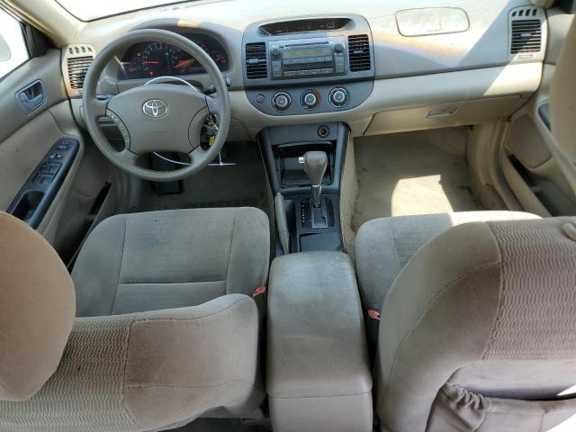 4T1BE30K05U608383 - 2005 TOYOTA CAMRY LE WHITE photo 8