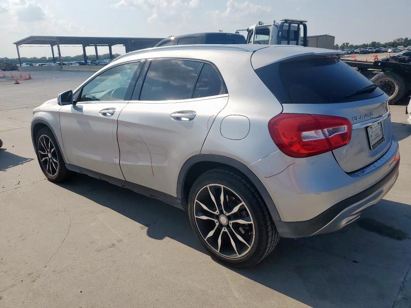 WDCTG4EBXGJ215247 - 2016 MERCEDES-BENZ GLA 250 Gümüş foto 2