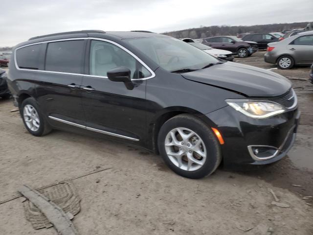 2C4RC1BG2HR654756 - 2017 CHRYSLER PACIFICA TOURING L BLACK photo 4