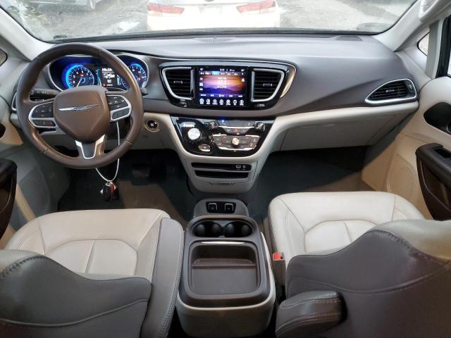 2C4RC1BG2HR654756 - 2017 CHRYSLER PACIFICA TOURING L BLACK photo 8