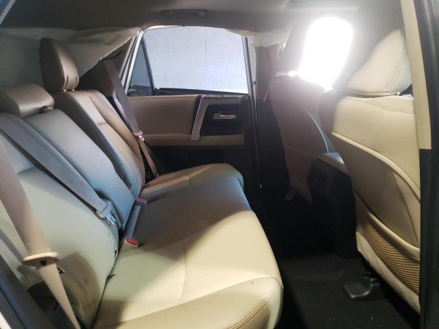 JTEBU5JR7J5573016 - 2018 TOYOTA 4RUNNER SR5/SR5 PREMIUM თეთრი ფოტო 10