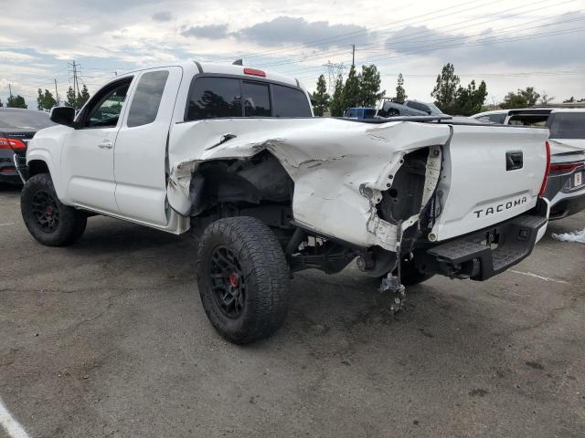 5TFRX5GN6HX074818 - 2017 TOYOTA TACOMA ACCESS CAB Weiß Foto 2