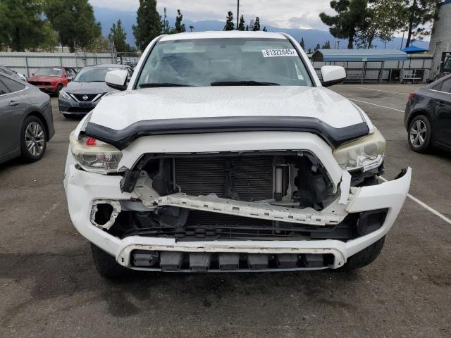 5TFRX5GN6HX074818 - 2017 TOYOTA TACOMA ACCESS CAB Weiß Foto 5