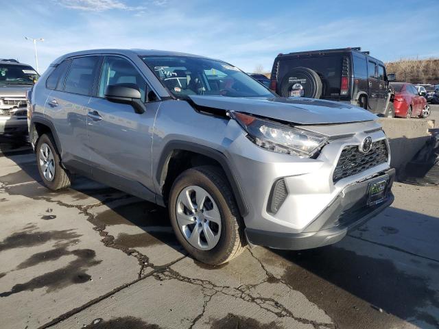 2T3F1RFV1NC271586 - 2022 TOYOTA RAV4 LE SILVER photo 4