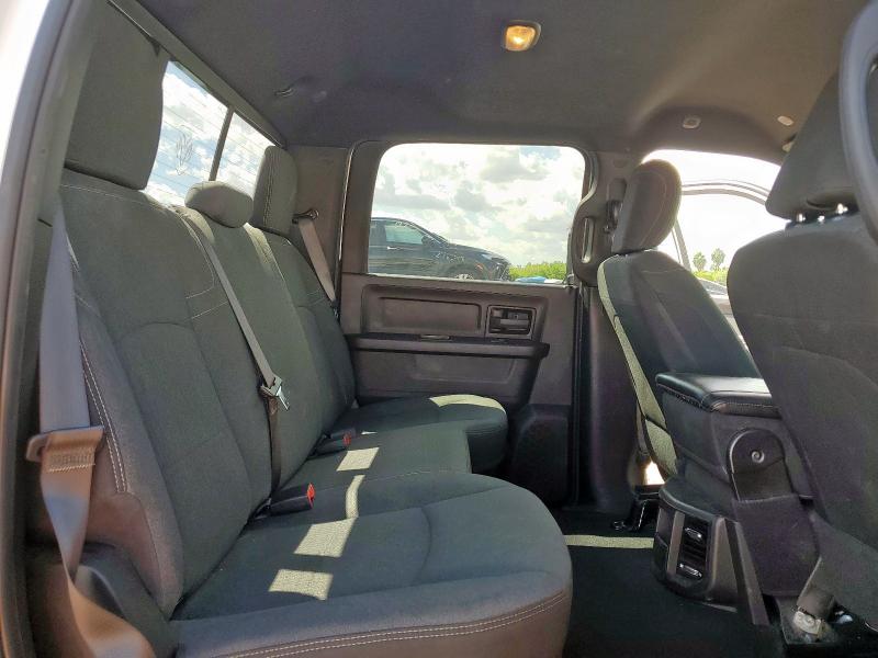 3C6UR5CL2MG584324 - 2021 RAM 2500 TRADESMAN WHITE photo 10