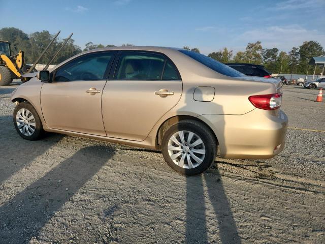 2T1BU4EE2DC995370 - 2013 TOYOTA COROLLA BASE GOLD photo 2