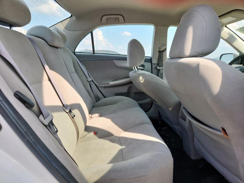 2T1BU4EE3AC276527 - 2010 TOYOTA COROLLA BASE Білий фото 10