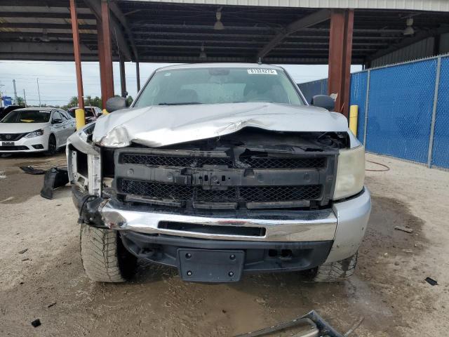 3GCPKREA2BG240549 - 2011 CHEVROLET SILVERADO K1500 LS SILVER photo 5