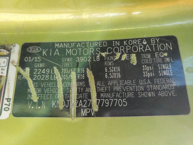 KNDJNA27F7797705 - 2015 KIA SOUL GREEN photo 12