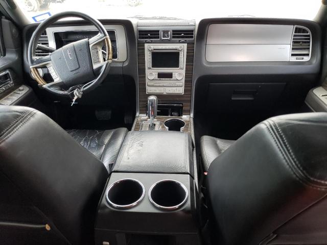 5LMJJ2H56AEJ09587 - 2010 LINCOLN NAVIGATOR შავი ფოტო 8