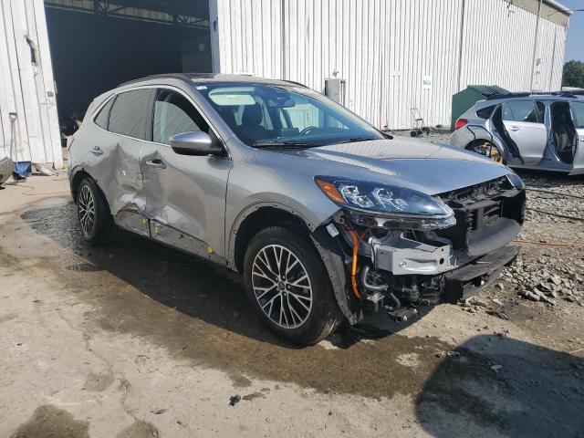 1FMCU0LZ3NUB73163 - 2022 FORD ESCAPE TITANIUM Srebrny zdjęcie 4