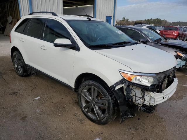 2FMDK3JC7DBA36189 - 2013 FORD EDGE SEL WHITE photo 4