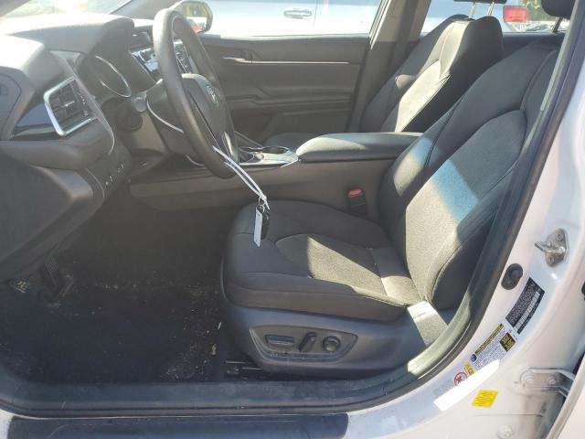 4T1B11HK3JU150272 - 2018 TOYOTA CAMRY L WHITE photo 7