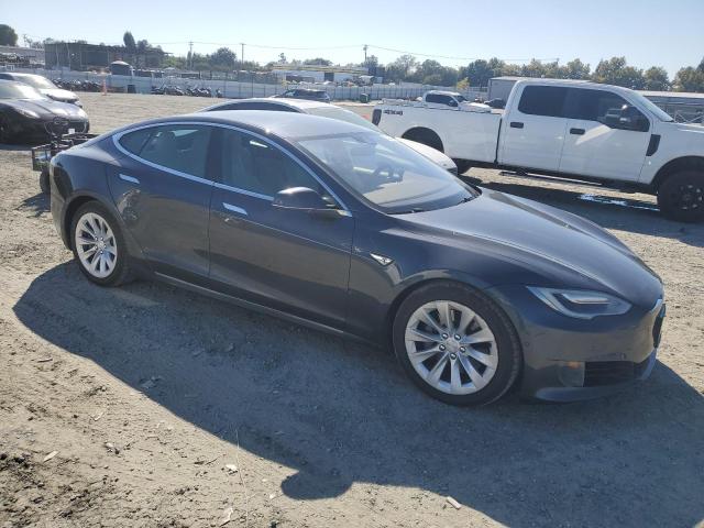 5YJSA1E2XGF156628 - 2016 TESL MODEL S GRAY photo 4