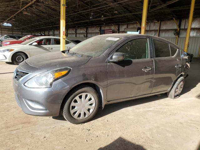 3N1CN7AP5KL838195 - 2019 NISSAN VERSA S 灰色 照片 2