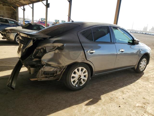 3N1CN7AP5KL838195 - 2019 NISSAN VERSA S 灰色 照片 6