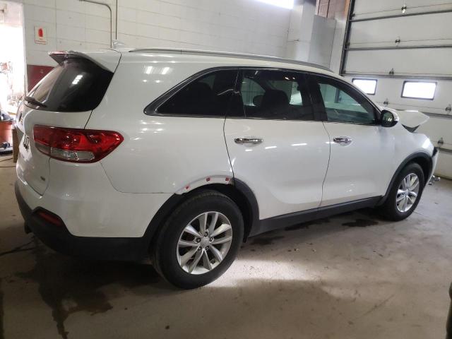 5XYPG4A59GG022692 - 2016 KIA SORENTO LX WHITE photo 3