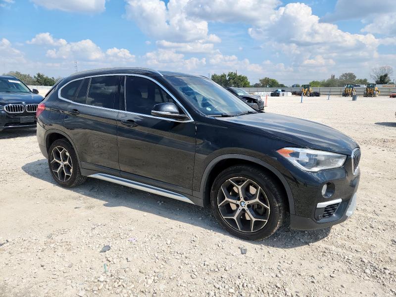 WBXHU7C31J5L08811 - 2018 BMW X1 SDRIVE28I 黑色 照片 4