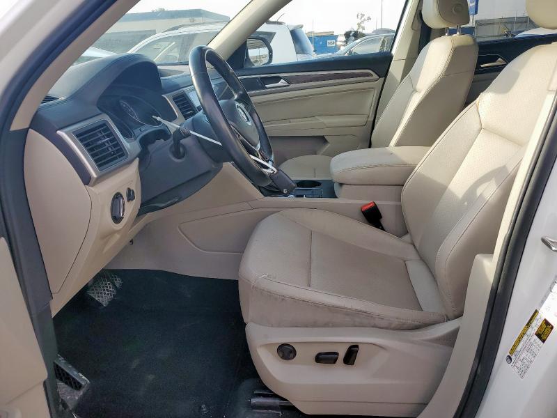 1V2DR2CA8JC506553 - 2018 VOLKSWAGEN ATLAS SE Білий фото 7