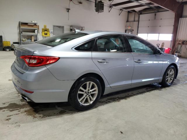 5NPE24AF3HH579297 - 2017 HYUNDAI SONATA SE GRAY photo 3