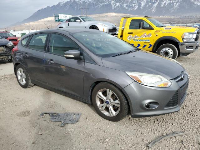 1FADP3K21EL272162 - 2014 FORD FOCUS SE GRAY photo 4