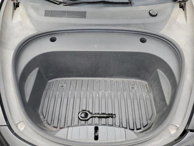 5YJ3E1EB2NF304891 - 2022 TESLA MODEL 3 Schwarz Foto 11