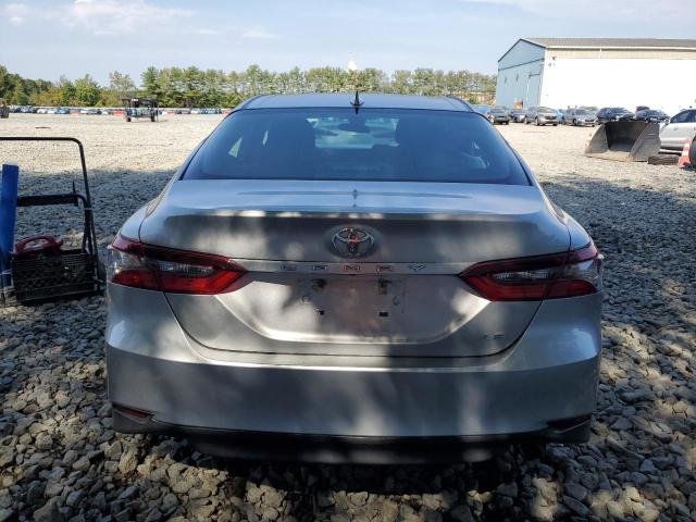 4T1C11AKXMU459157 - 2021 TOYOTA CAMRY LE SILVER photo 6