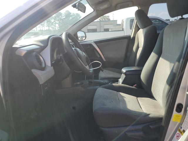 JTMZFREVXFD049416 - 2015 TOYOTA RAV4 LE Silber Foto 7