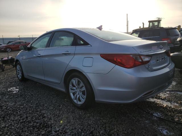 5NPEB4AC4BH185515 - 2011 HYUNDAI SONATA GLS SILVER photo 2