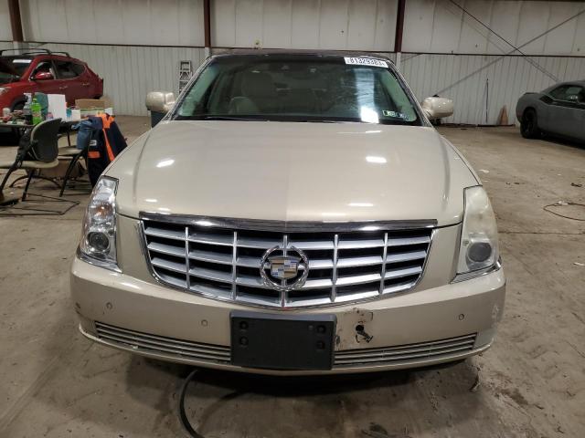 1G6KD57Y08U164636 - 2008 CADILLAC DTS TAN photo 5