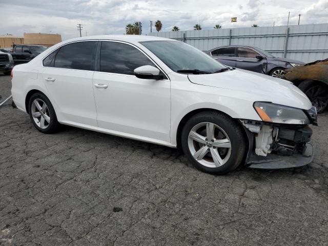 1VWBP7A38CC067547 - 2012 VOLKSWAGEN PASSAT SE 白色 照片 4