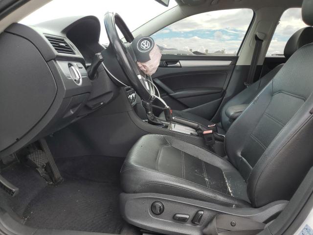 1VWBP7A38CC067547 - 2012 VOLKSWAGEN PASSAT SE 白色 照片 7