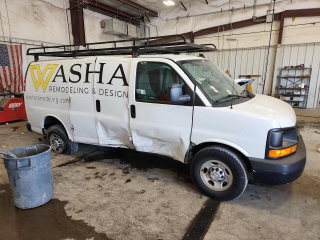 1GCWGAFF9G1133061 - 2016 CHEVROLET EXPRESS G2 Білий фото 4