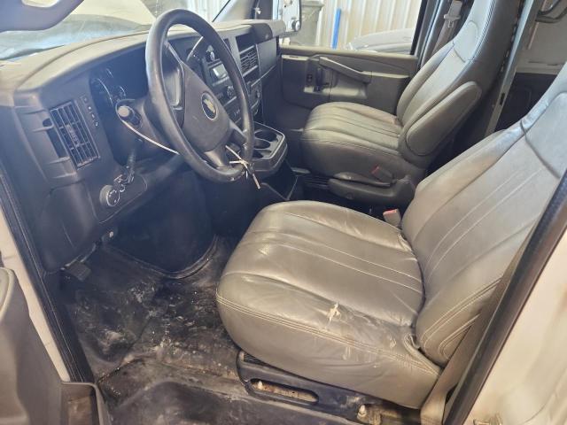 1GCWGAFF9G1133061 - 2016 CHEVROLET EXPRESS G2 Білий фото 7