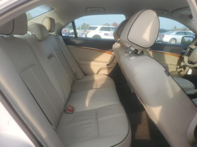 3LNDL2L32CR834569 - 2012 LINCOLN MKZ HYBRID WHITE photo 10