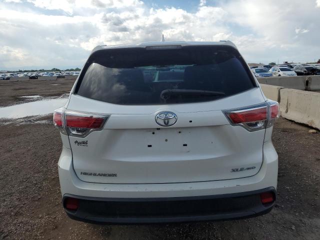 5TDJKRFH7FS079706 - 2015 TOYOTA HIGHLANDER XLE 白色 照片 6