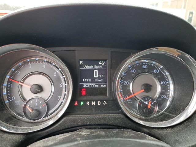 2C4RC1BG5CR320522 - 2012 CHRYSLER TOWN & COU TOURING RED photo 9