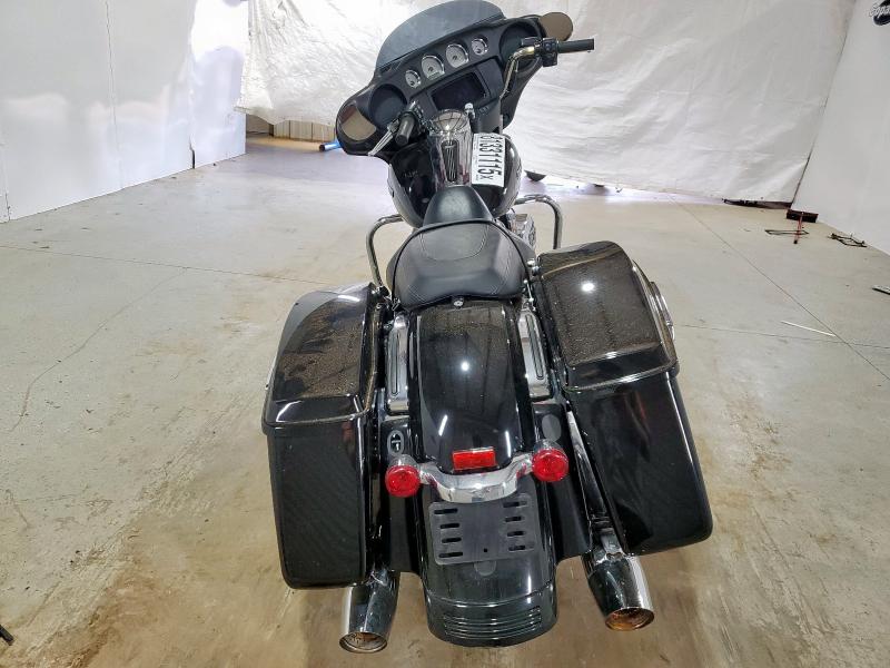 1HD1KBC12PB676736 - 2023 HARLEY-DAVIDSON FLHX 黑色 照片 4